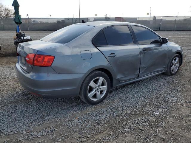 3VWLL7AJ7BM079720 - 2011 VOLKSWAGEN JETTA TDI GRAY photo 3