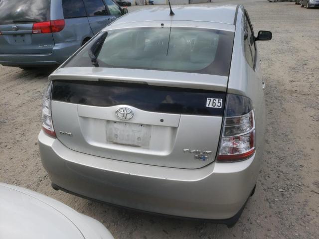 JTDKB20UX53013765 - 2005 TOYOTA PRIUS SILVER photo 6