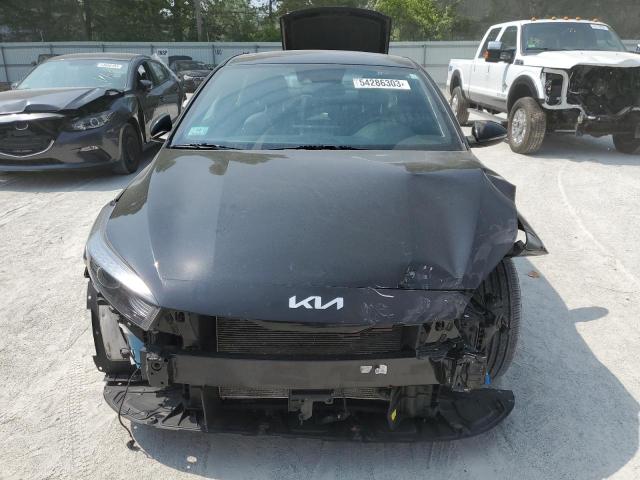 3KPF54AD7NE469735 - 2022 KIA FORTE GT LINE BLACK photo 5