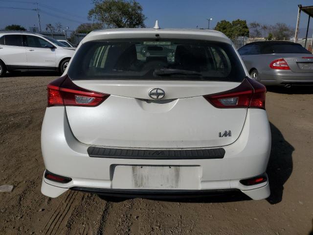 JTNKARJE4GJ510310 - 2016 TOYOTA SCION IM WHITE photo 6