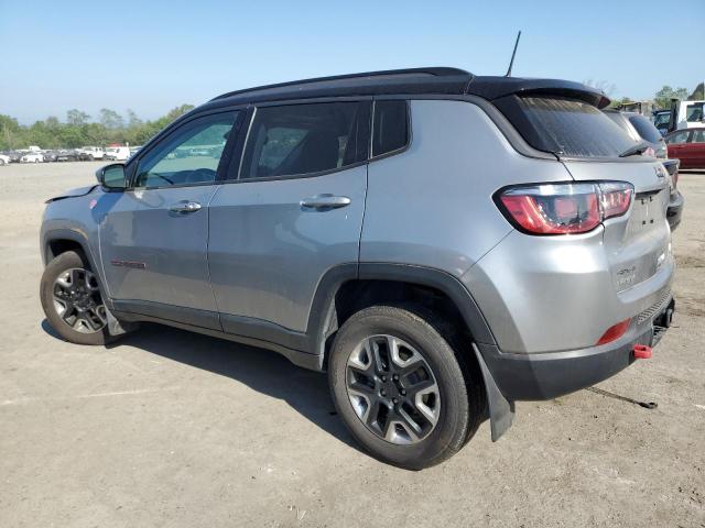 3C4NJDDB5JT410352 - 2018 JEEP COMPASS TRAILHAWK SILVER photo 2