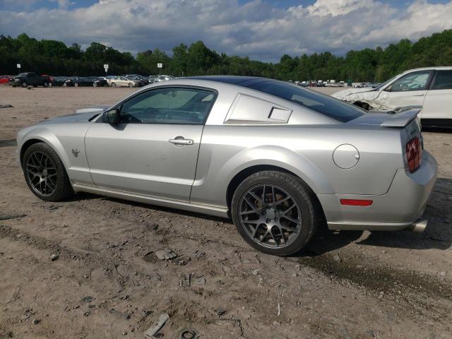 1ZVHT82H495105729 - 2009 FORD MUSTANG GT SILVER photo 2