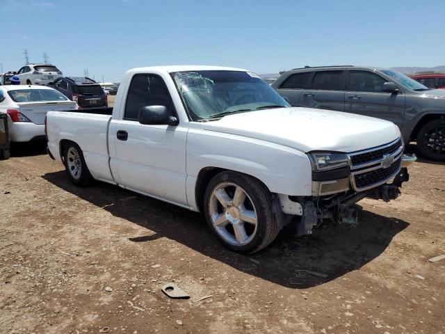 3GCEC14X77G209302 - 2007 CHEVROLET SILVERADO C1500 CLASSIC WHITE photo 4