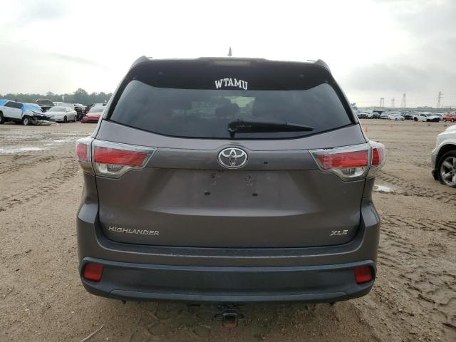 5TDKKRFH5GS131565 - 2016 TOYOTA HIGHLANDER XLE GRAY photo 6