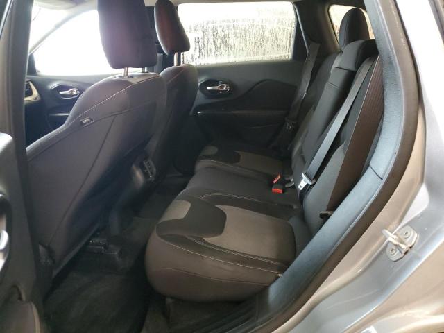 1C4PJLAB2FW631786 - 2015 JEEP CHEROKEE SPORT 银色 照片 11