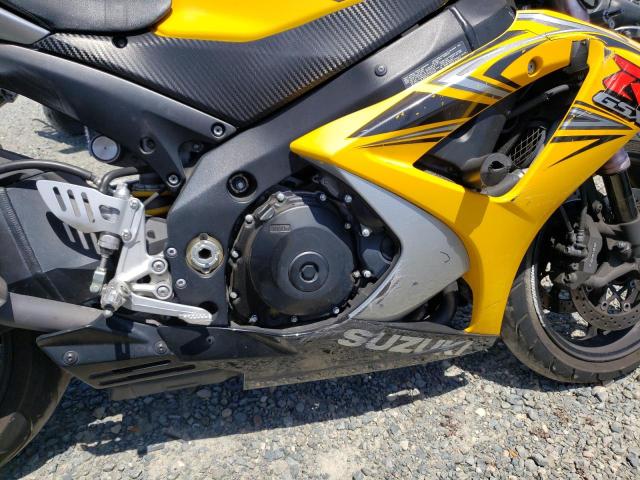 JS1GT77A272110585 - 2007 SUZUKI GSX-R1000 YELLOW photo 7