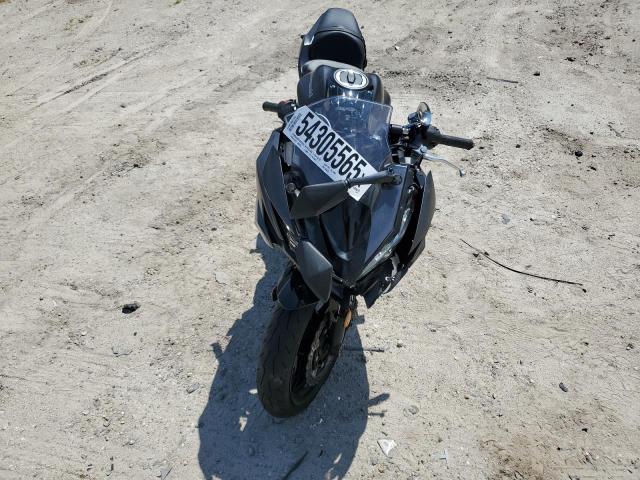 ML5EXER1XRDAD5878 - 2024 KAWASAKI EX650 R GRAY photo 5