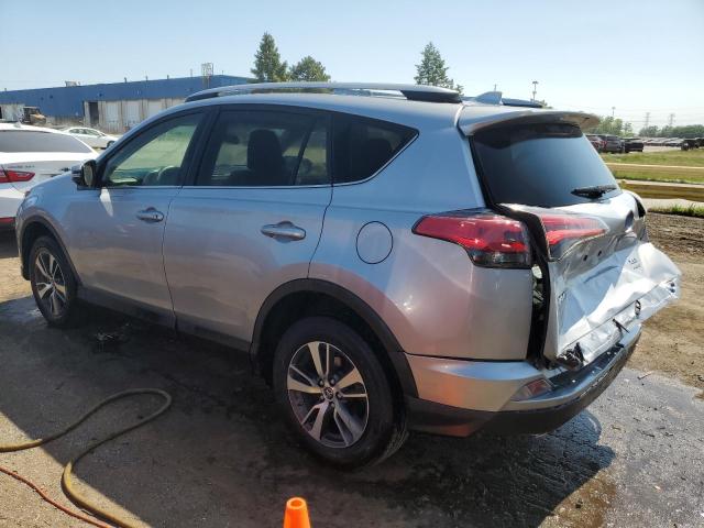 JTMRFREV8JD247579 - 2018 TOYOTA RAV4 ADVENTURE SILVER photo 2