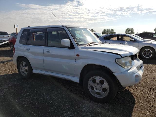 H77W0200882 - 2000 MITSUBISHI PAJERO WHITE photo 4