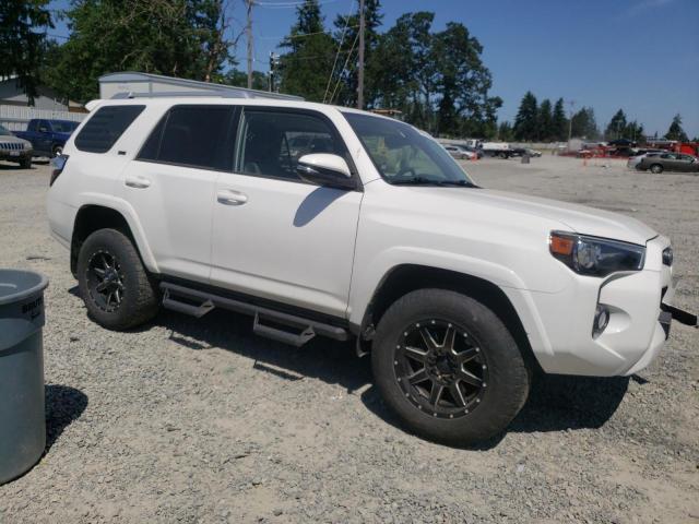 JTEBU5JR4J5606568 - 2018 TOYOTA 4RUNNER SR5/SR5 PREMIUM 白色 照片 4