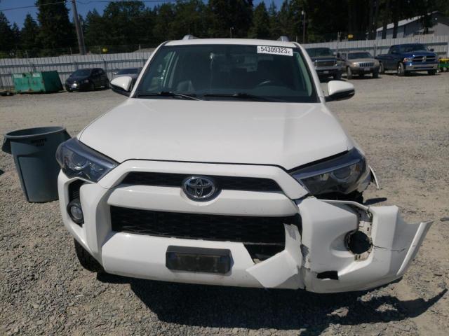 JTEBU5JR4J5606568 - 2018 TOYOTA 4RUNNER SR5/SR5 PREMIUM WHITE photo 5