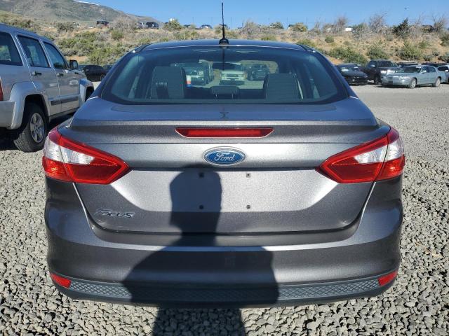 1FAHP3E20CL105074 - 2012 FORD FOCUS S GRAY photo 6