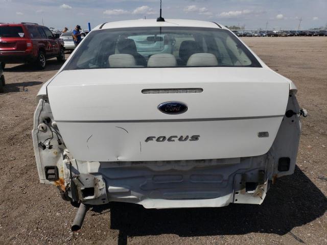 1FAHP3FN6AW297265 - 2010 FORD FOCUS SE WHITE photo 6