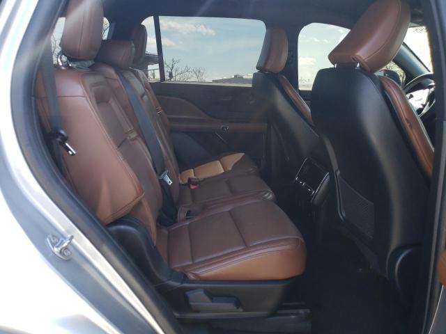 5LM5J7XC2RGL06738 - 2024 LINCOLN AVIATOR RESERVE Argent photo 10