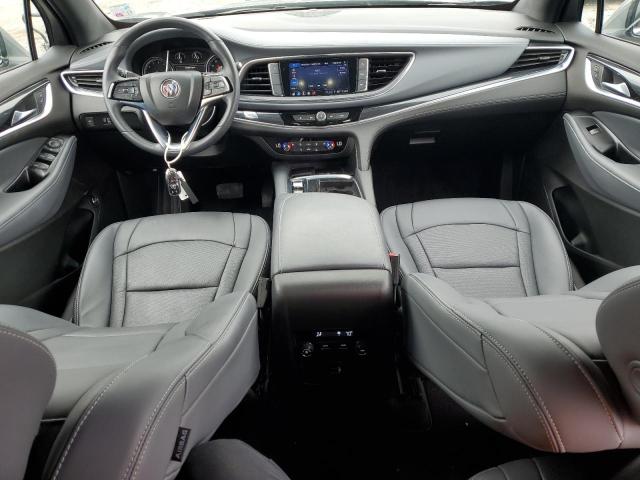 5GAERBKW3PJ251738 - 2023 BUICK ENCLAVE ESSENCE ვერცხლისფერი ფოტო 8
