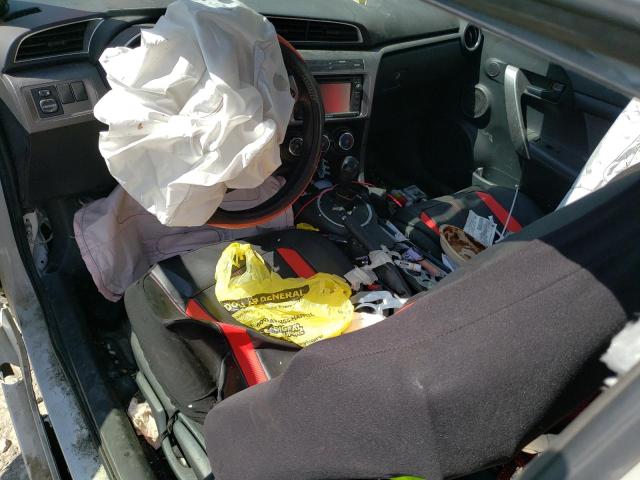 JTKJF5C75F3093719 - 2015 TOYOTA SCION TC 白色 照片 8