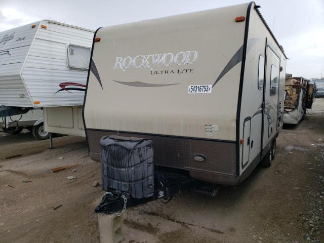 4X4TRLY24FZ133580 - 2015 WILDWOOD ROCKWOOD BEIGE photo 2