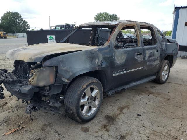 3GNTKGE3XBG221954 - 2011 CHEVROLET AVALANCHE LTZ BURN photo 1