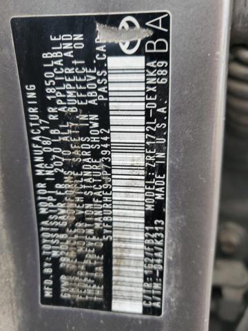 5YFBURHE9JP739442 - 2018 TOYOTA COROLLA L 棕色 照片 12