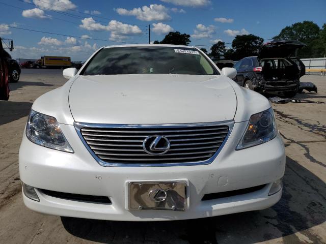 JTHGL46F585021254 - 2008 LEXUS LS 460L WHITE photo 5