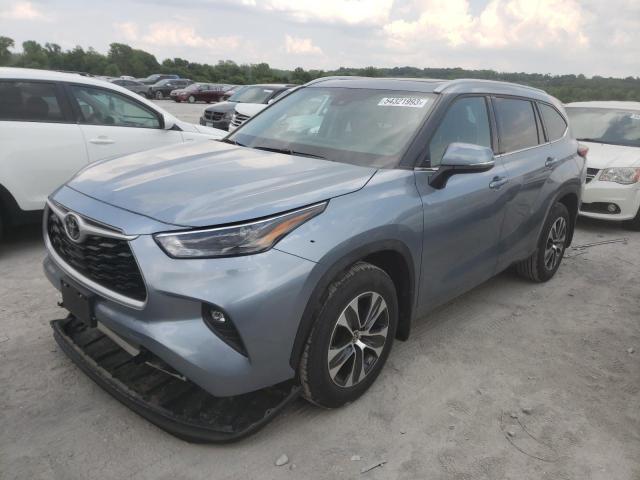5TDGZRBH9NS183236 - 2022 TOYOTA HIGHLANDER XLE فضي صورة 1