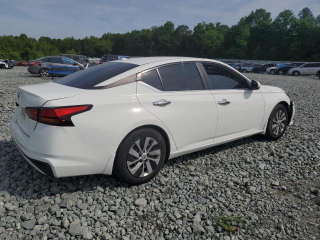 1N4BL4BV3KC102920 - 2019 NISSAN ALTIMA S WHITE photo 3