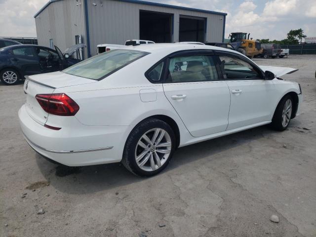 1VWLA7A39KC004834 - 2019 VOLKSWAGEN PASSAT WOLFSBURG WHITE photo 3