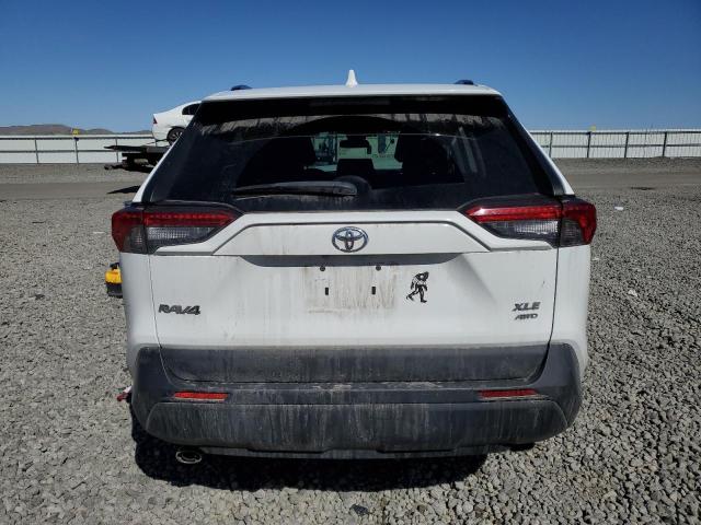 2T3P1RFV5MW162159 - 2021 TOYOTA RAV4 XLE 白色 照片 6