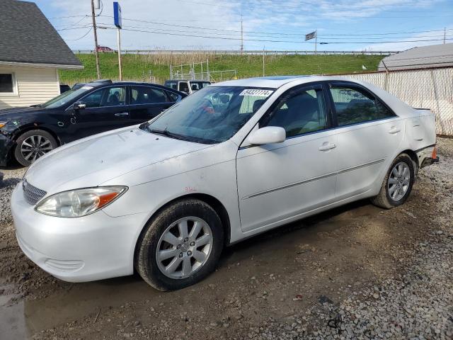 2002 TOYOTA CAMRY LE, 