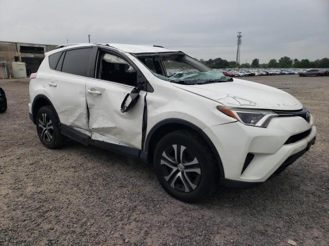 JTMZFREVXGJ075260 - 2016 TOYOTA RAV4 LE WHITE photo 4