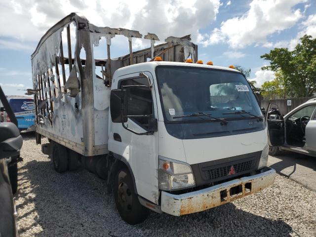 JL6BBE1S97K002061 - 2007 MITSUBISHI FE 84D WHITE photo 4