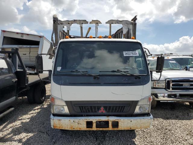 JL6BBE1S97K002061 - 2007 MITSUBISHI FE 84D WHITE photo 5