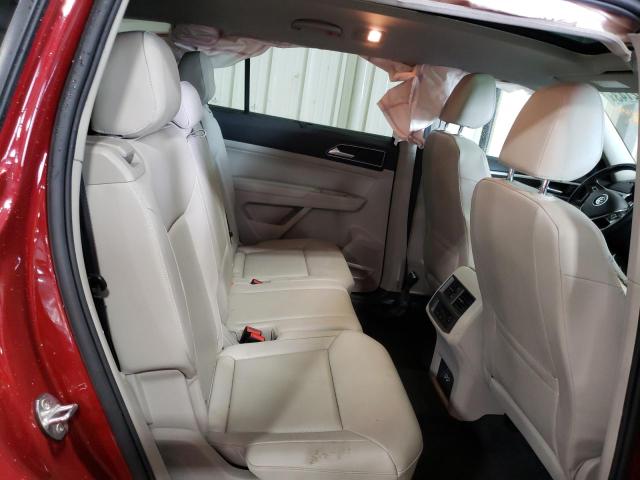 1V2MR2CA9JC538055 - 2018 VOLKSWAGEN ATLAS SEL RED photo 11