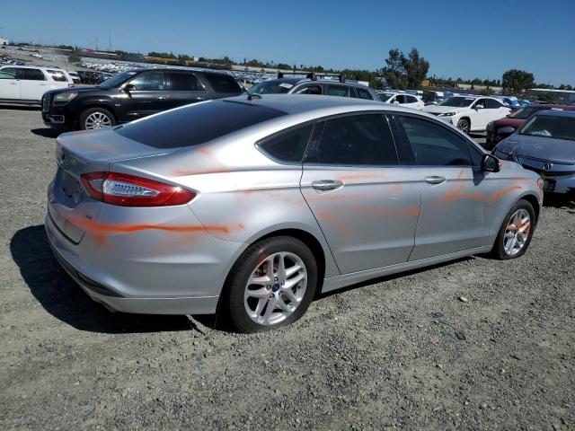 1FA6P0H71E5387665 - 2014 FORD FUSION SE SILVER photo 3