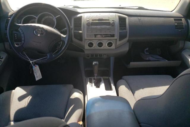 3TMJU4GN9BM117772 - 2011 TOYOTA TACOMA DOUBLE CAB PRERUNNER SILVER photo 8