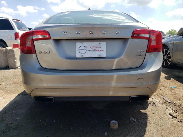 YV1612TAXF2313877 - 2015 VOLVO S60 Бежевый фото 6