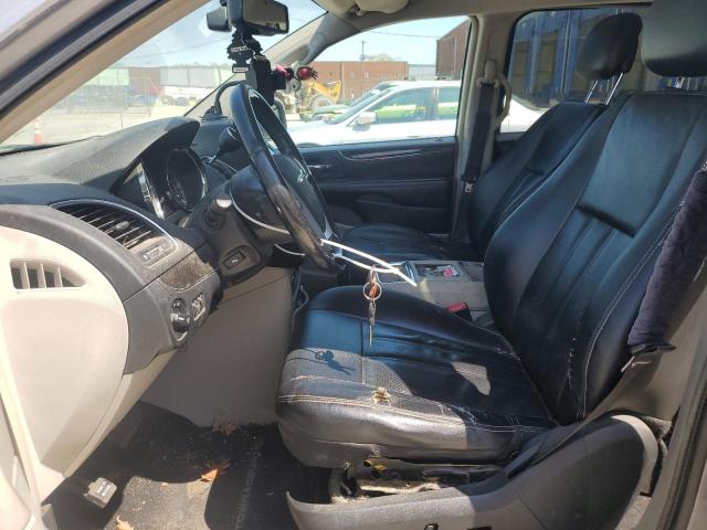 2C4RC1CG5DR778058 - 2013 CHRYSLER TOWN & COU TOURING L SILVER photo 7