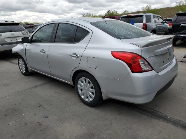 3N1CN7AP2HK471948 - 2017 NISSAN VERSA S SILVER photo 2