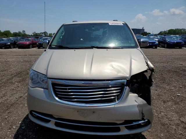 2C4RC1CG4FR743028 - 2015 CHRYSLER TOWN & COU TOURING L CREAM photo 5