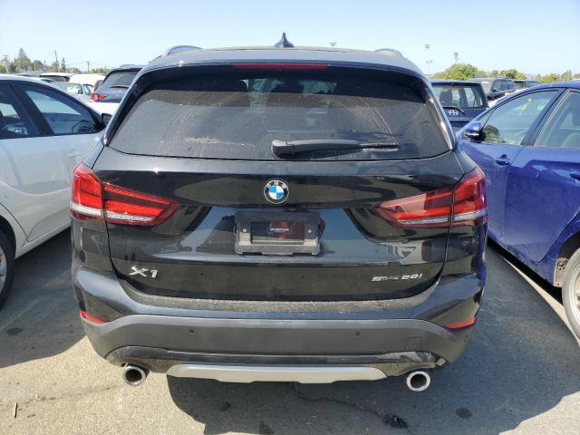 WBXJG7C01L3L90584 - 2020 BMW X1 SDRIVE28I BLACK photo 6