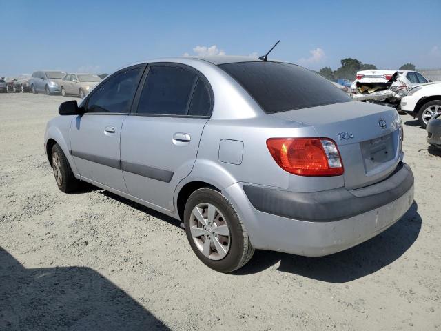 KNADE123186320451 - 2008 KIA RIO BASE SILVER photo 2