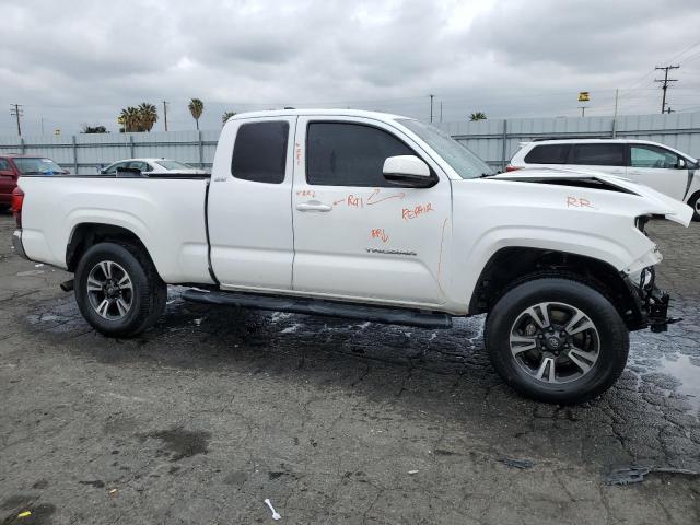 5TFRX5GN1JX115300 - 2018 TOYOTA TACOMA ACCESS CAB თეთრი ფოტო 4