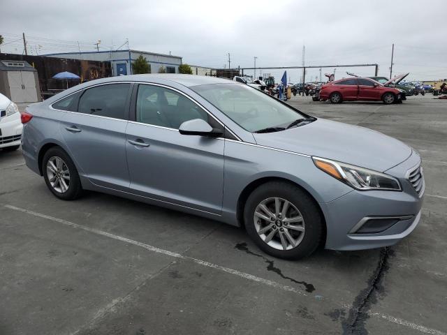 5NPE24AF9HH462193 - 2017 HYUNDAI SONATA SE GRAY photo 4