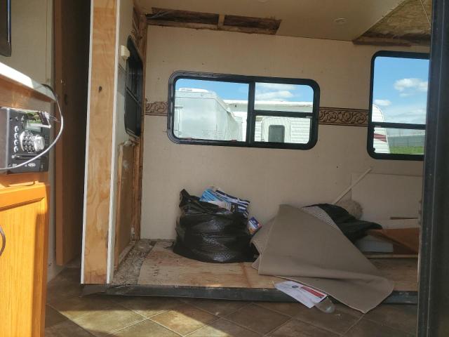 4YDT30026D1530718 - 2013 KEYSTONE SPRINTER WHITE photo 6