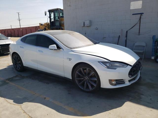 5YJSA1E25GF136903 - 2016 TESLA MODEL S Սպիտակ լուսանկար 4