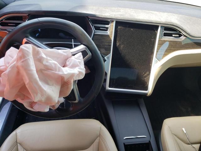 5YJSA1E25GF136903 - 2016 TESLA MODEL S Սպիտակ լուսանկար 8