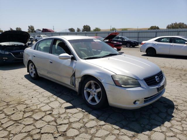 1N4BL11DX5N448172 - 2005 NISSAN ALTIMA SE SILVER photo 4