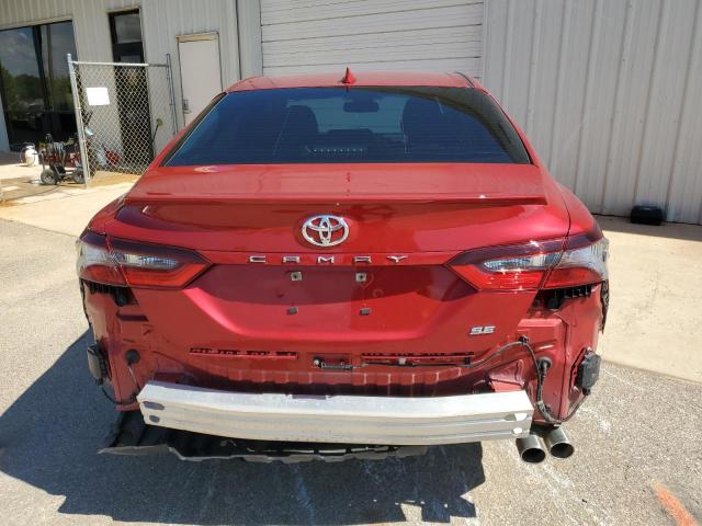 4T1T11AK6PU137782 - 2023 TOYOTA CAMRY SE NIGHT SHADE RED photo 6