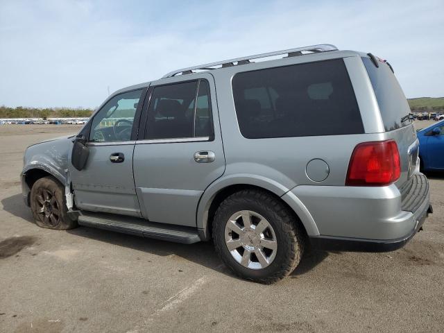 5LMFU28576LJ14779 - 2006 LINCOLN NAVIGATOR SILVER photo 2