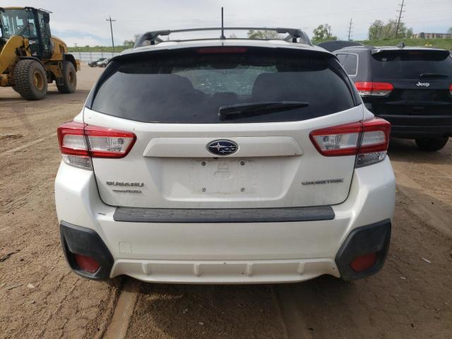 JF2GTAAC0JH205620 - 2018 SUBARU CROSSTREK WHITE photo 6